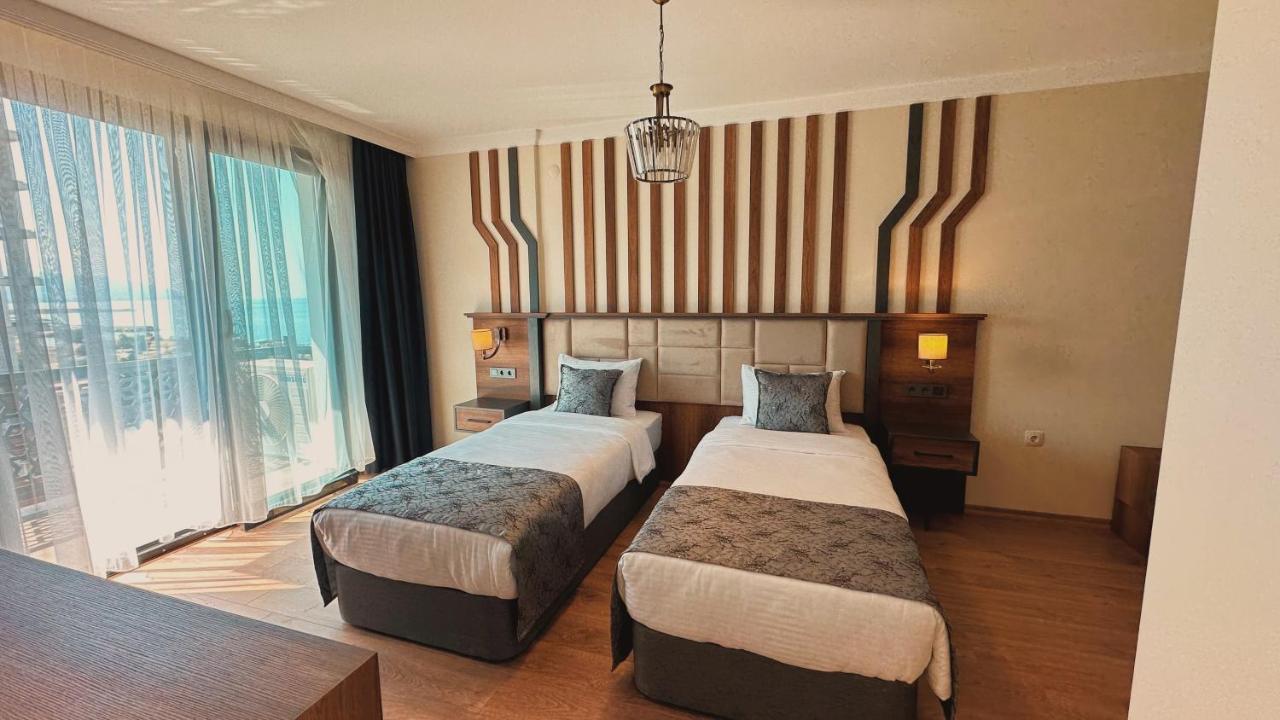 Biliris Hotel ทรับซอน ภายนอก รูปภาพ