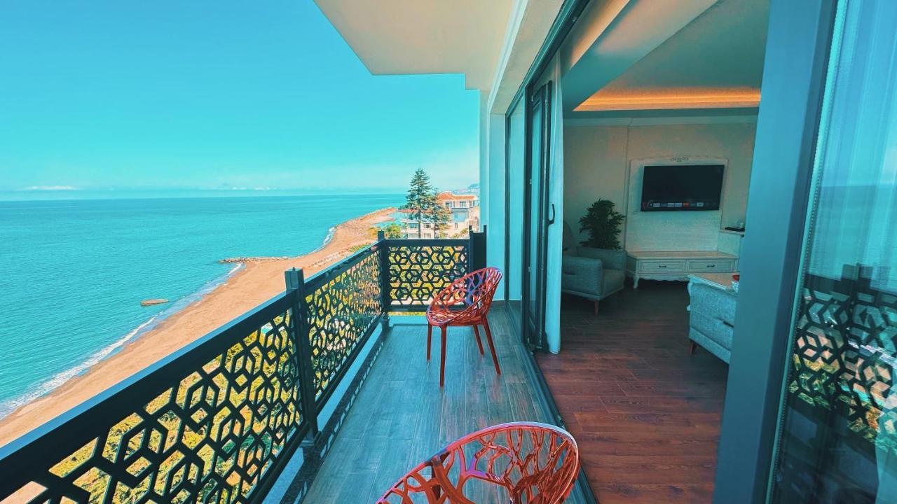 Biliris Hotel ทรับซอน ภายนอก รูปภาพ