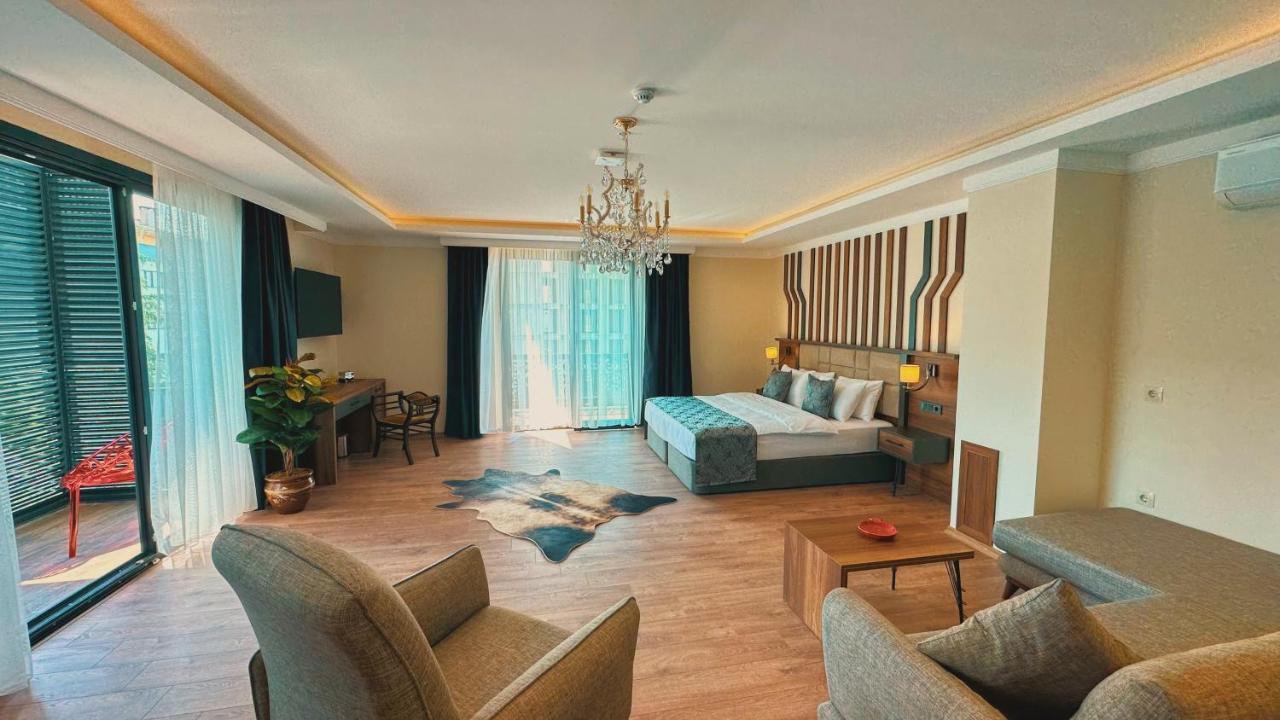 Biliris Hotel ทรับซอน ภายนอก รูปภาพ