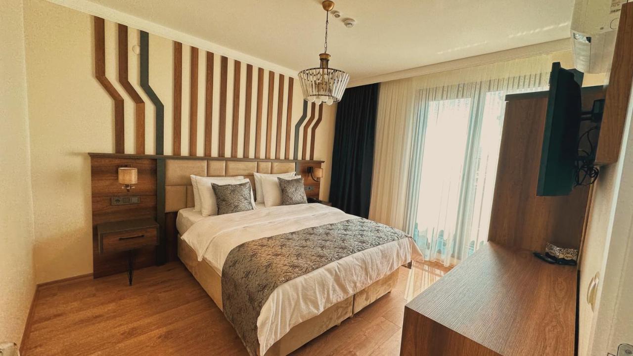 Biliris Hotel ทรับซอน ภายนอก รูปภาพ