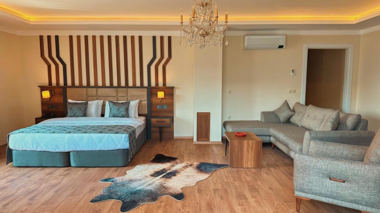 Biliris Hotel ทรับซอน ภายนอก รูปภาพ