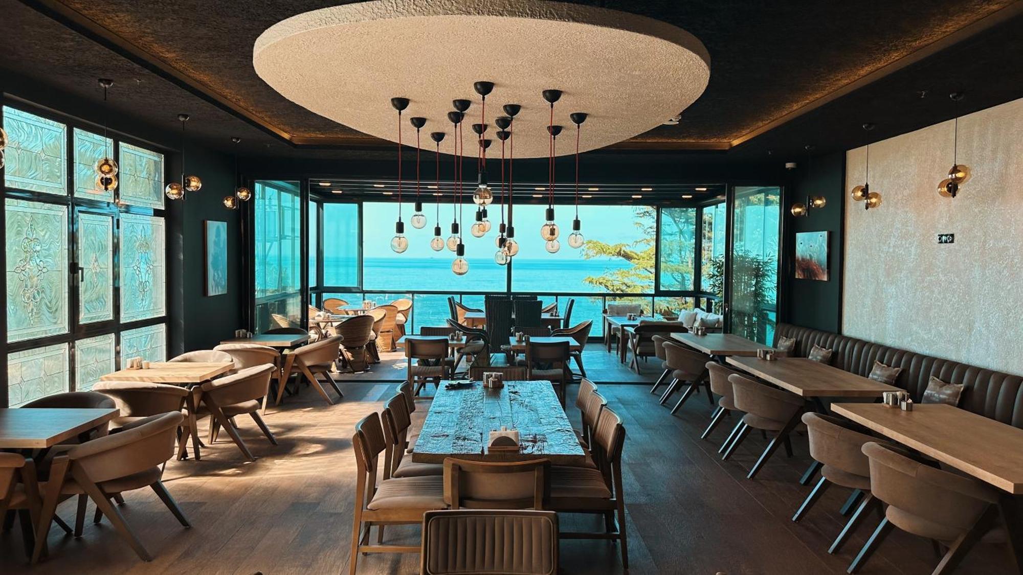 Biliris Hotel ทรับซอน ภายนอก รูปภาพ
